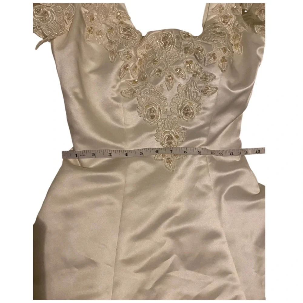 Michelangelo Satin Ivory Wedding Gown Dress With Pearls & Beading Size 6 - Picture 10 of 16
